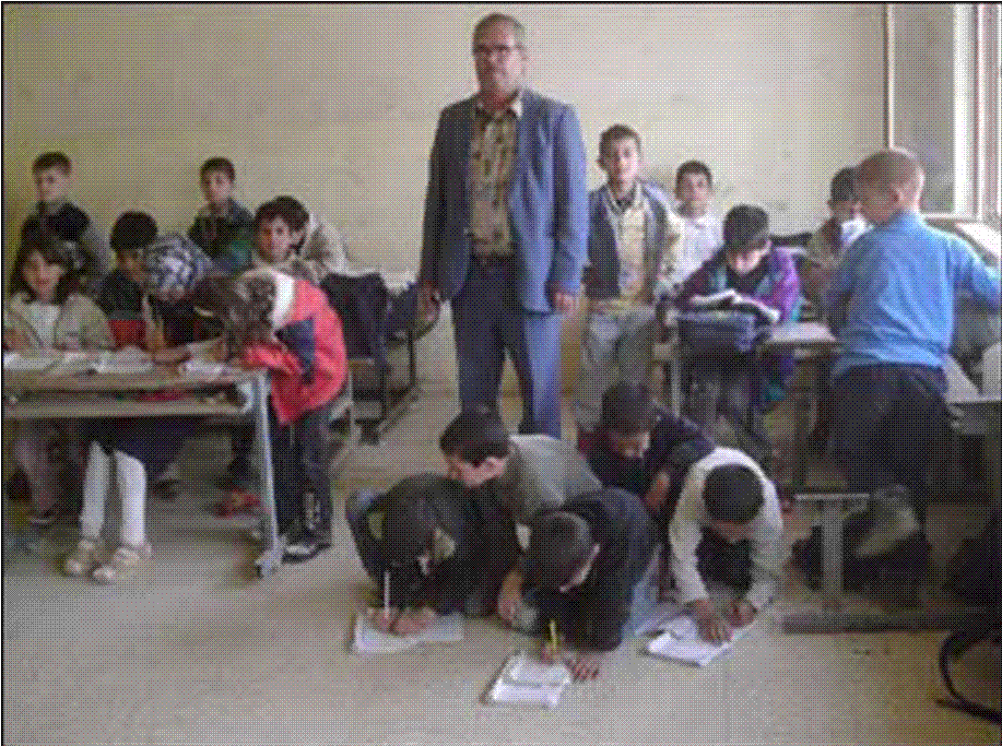 Résultat de recherche d'images pour "‫صورة سوداء عن واقع التعليم بالمغرب‬‎"